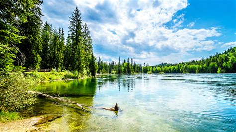 Explore The Cariboo .